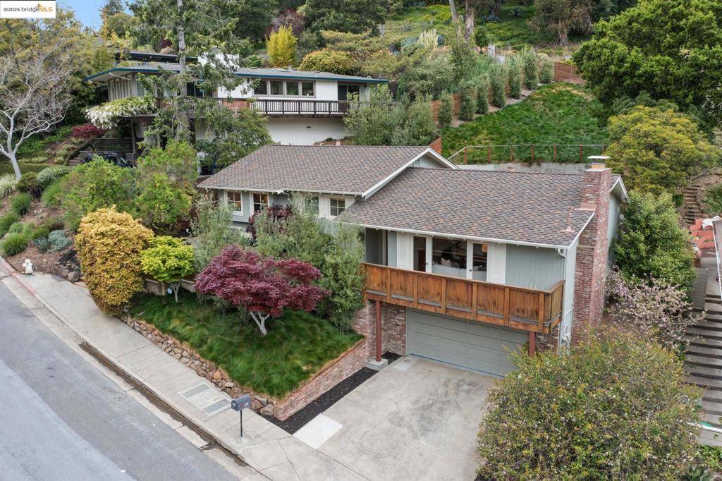 Piedmont, CA 94611,50 Calvert Ct
