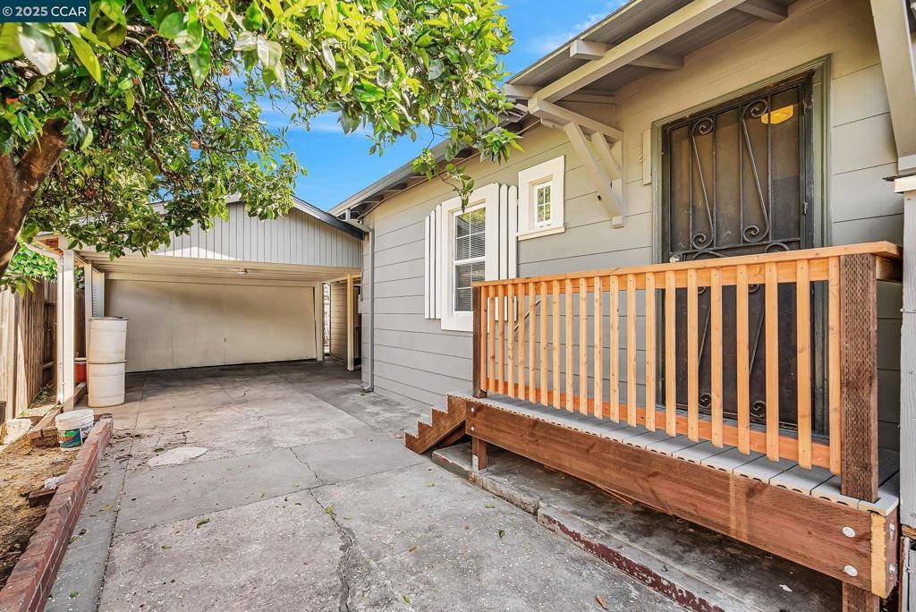 Oakland, CA 94603-3814,1210 106th Ave