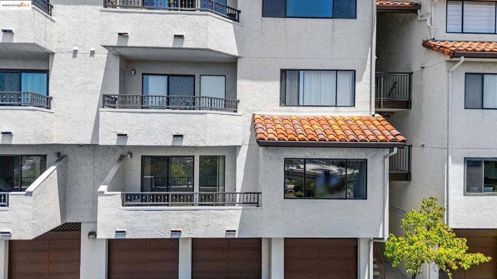 Hayward, CA 94541,22012 Sevilla Rd #102
