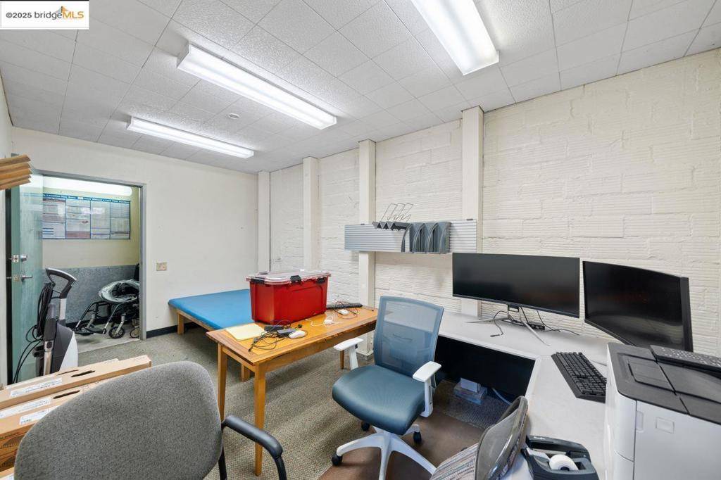 Berkeley, CA 94705,2911 Shattuck AVE