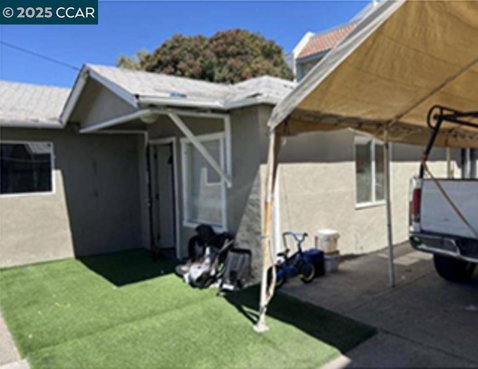 San Pablo, CA 94806,2421 Standard Avenue