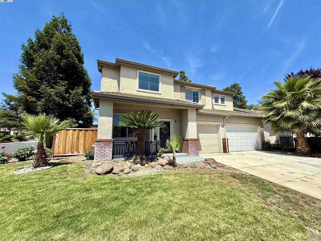 Brentwood, CA 94513,825 Hollowbrook Dr