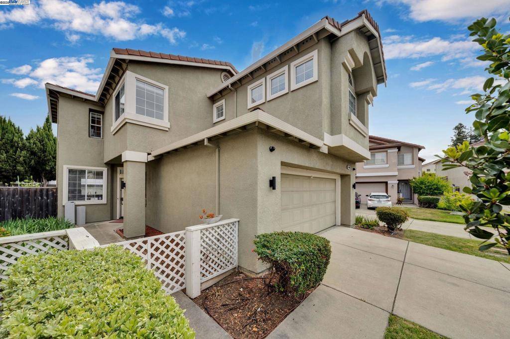 San Lorenzo, CA 94580,16060 Silverleaf Dr