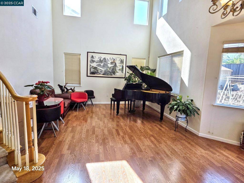 Richmond, CA 94806,881 Meadow View Dr