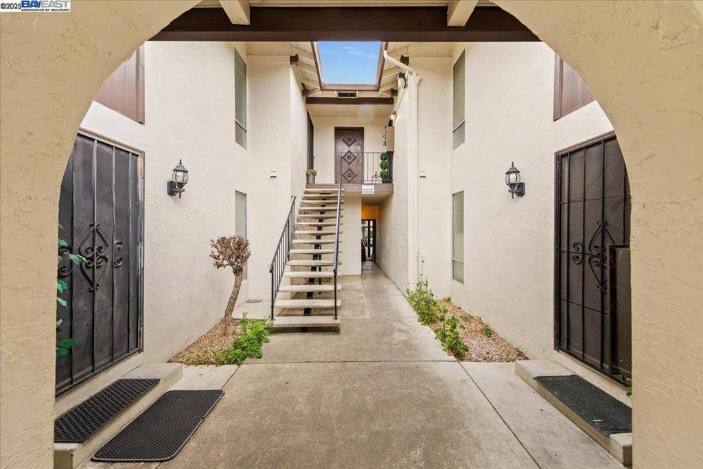 Fremont, CA 94536,38850 Bell St