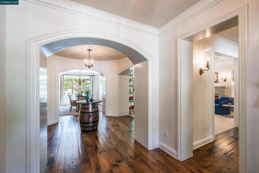 Lafayette, CA 94549,53 Hidden Oaks Dr