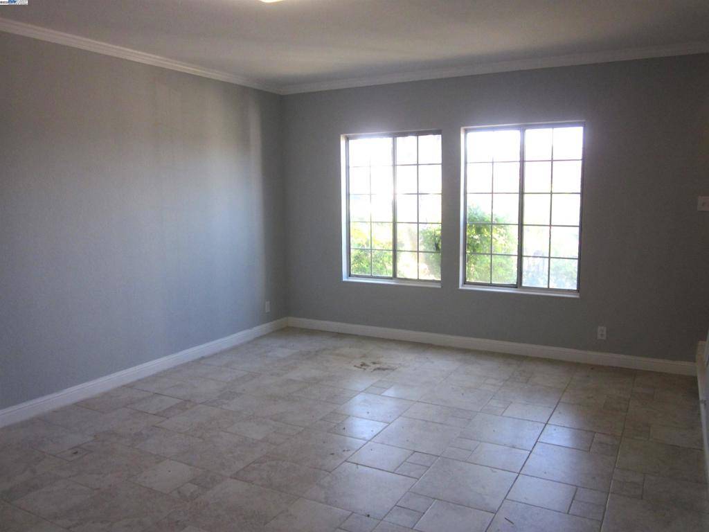 Hayward, CA 94541,23239 Ernest Ct.