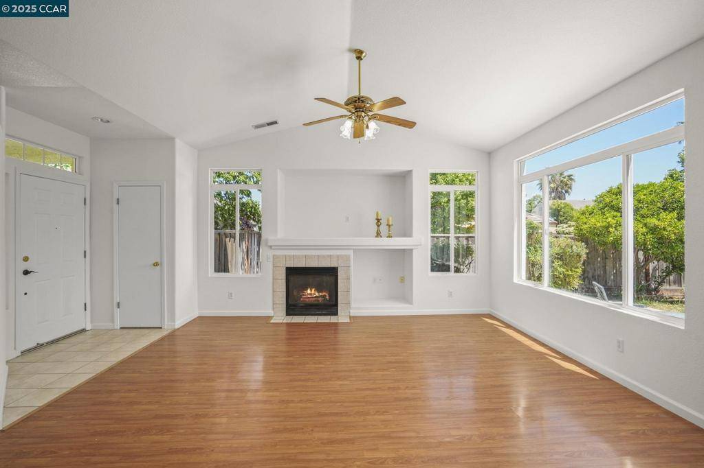 Pittsburg, CA 94565-3661,231 Jack London Court