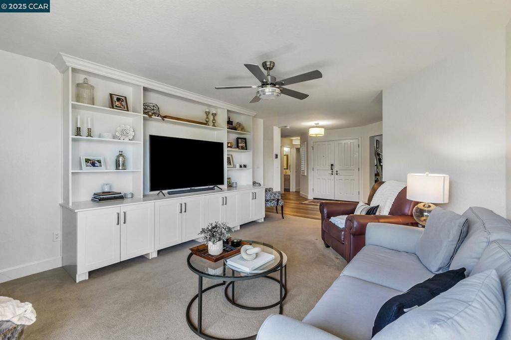 Walnut Creek, CA 94595,4467 Terra Granada Dr #1A