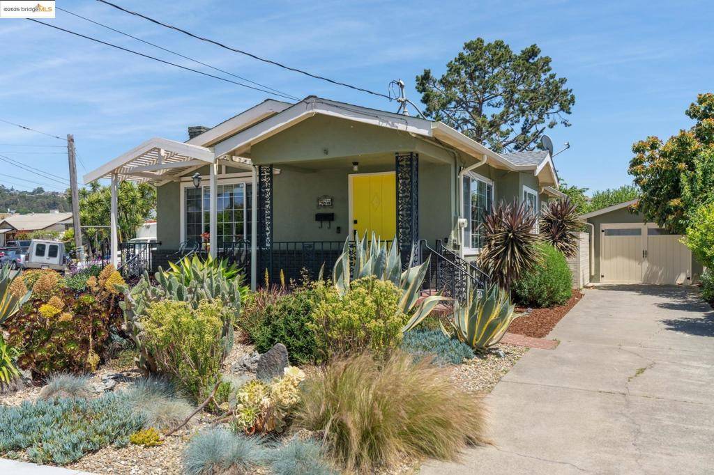 San Leandro, CA 94577,584 E Merle Ct