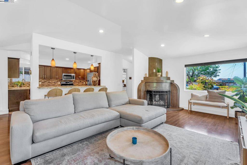 Oakland, CA 94605,6400 Mokelumne Ave