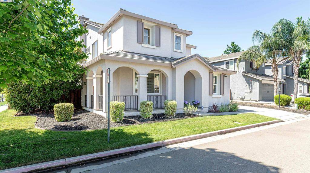 Lathrop, CA 95330,1052 Moss Ln