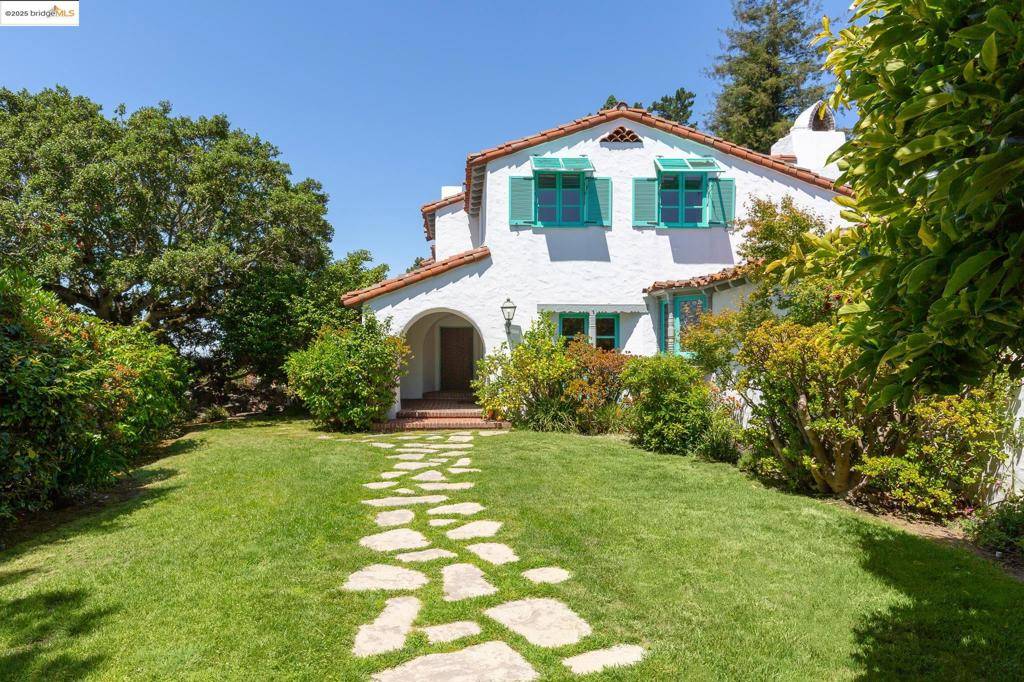 Oakland, CA 94611,6801 Estates Dr