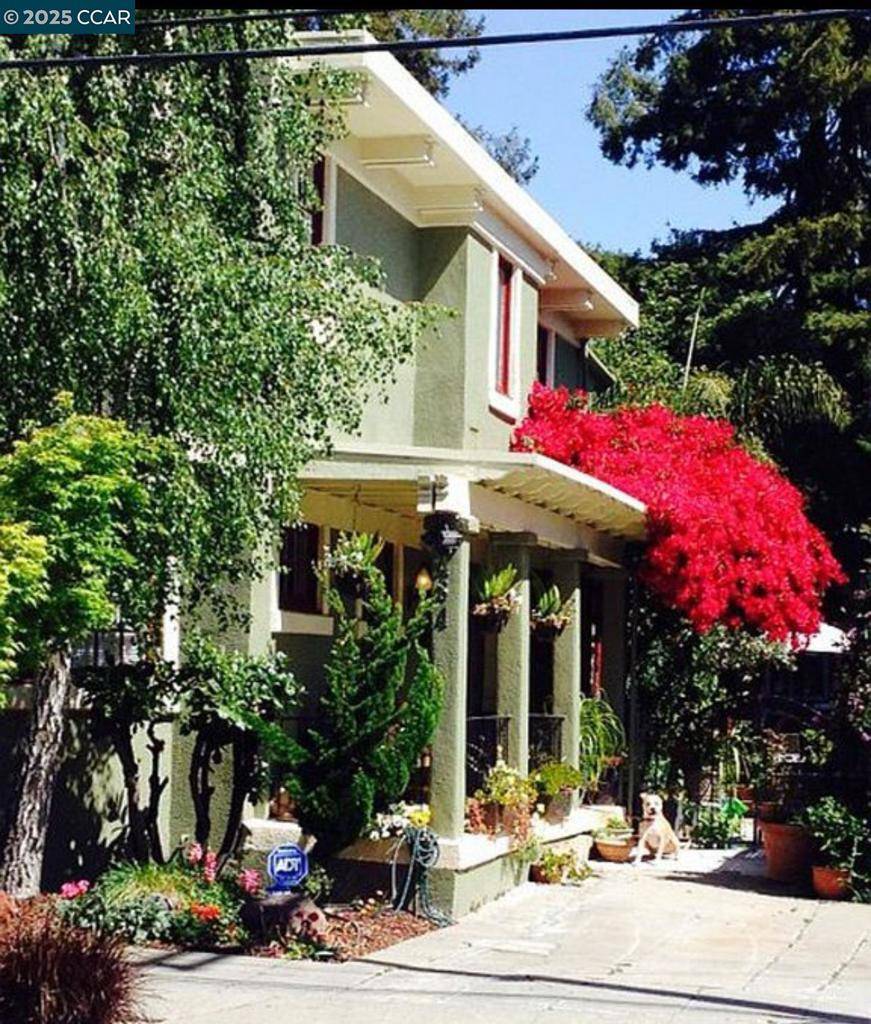 Oakland, CA 94618,484 Forest St