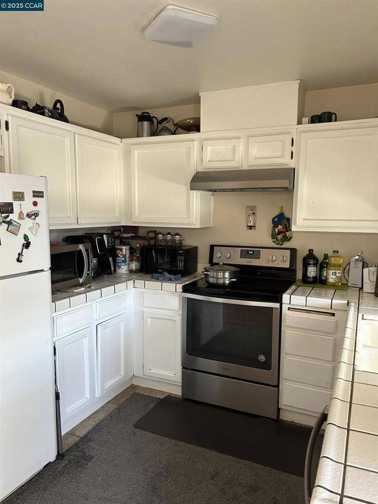 Pittsburg, CA 94565,2035 2035 Seward Dr