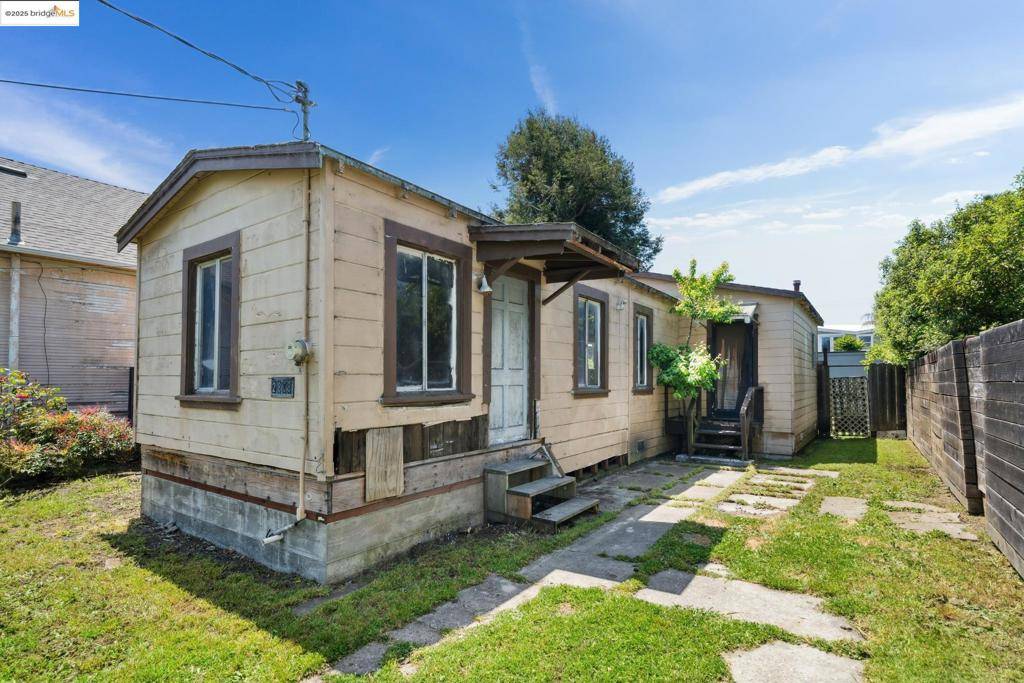 Berkeley, CA 94710,2808 9Th St