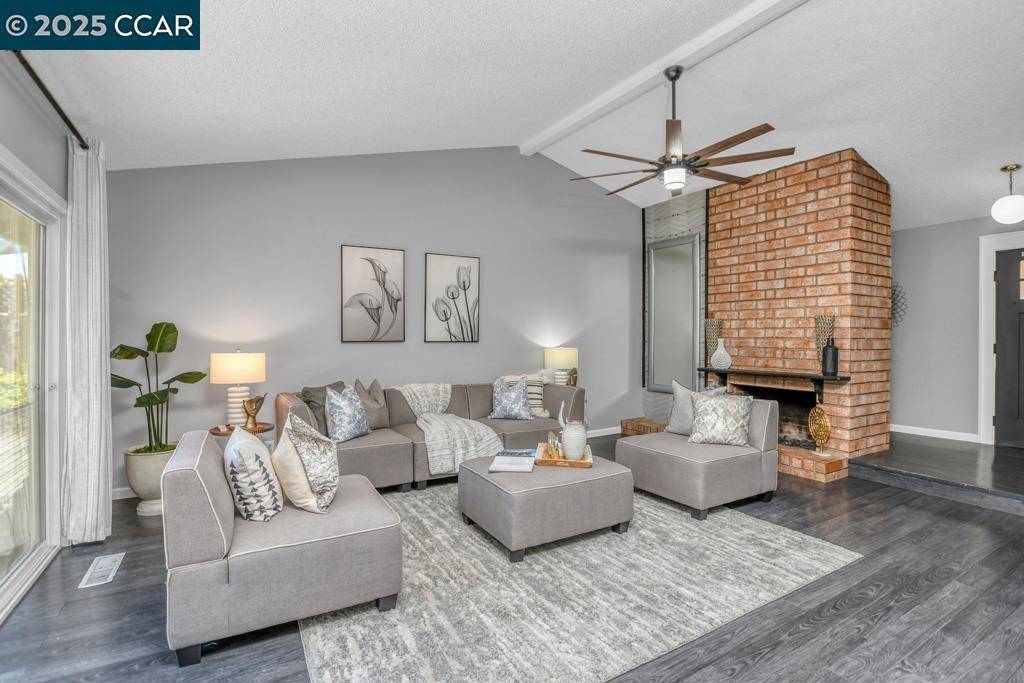 Concord, CA 94521,1821 Alicante Ct