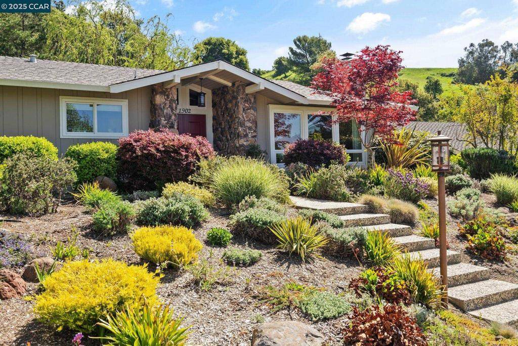 Moraga, CA 94556,1902 Joseph Dr