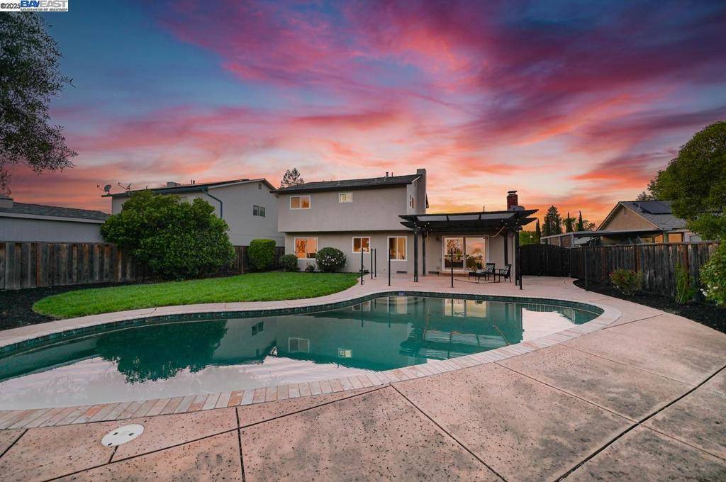 Pleasanton, CA 94588,7149 Valley Trails Dr