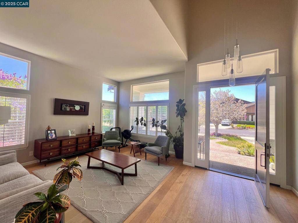 Clayton, CA 94517,1161 Torrey Pines Place