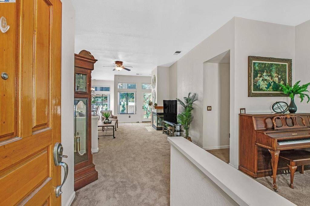 San Jose, CA 95135,7561 Helmsdale Ct
