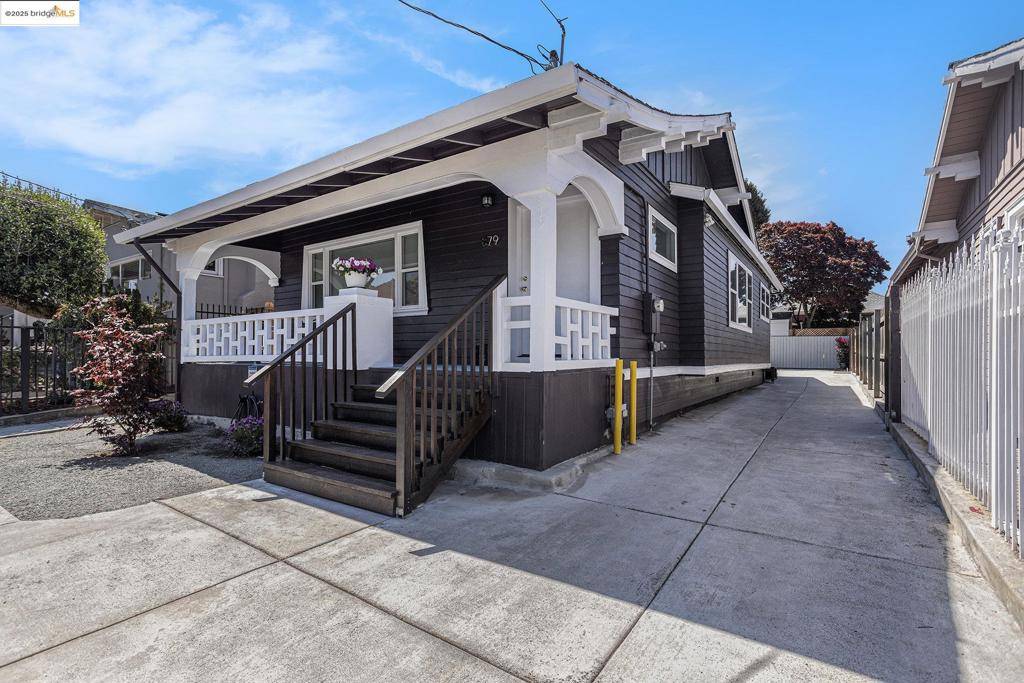 Oakland, CA 94608,879 45Th St