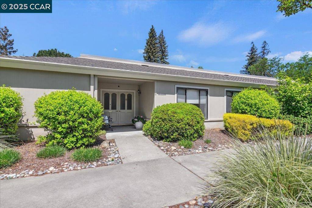 Walnut Creek, CA 94595,3201 Golden Rain Rd #1