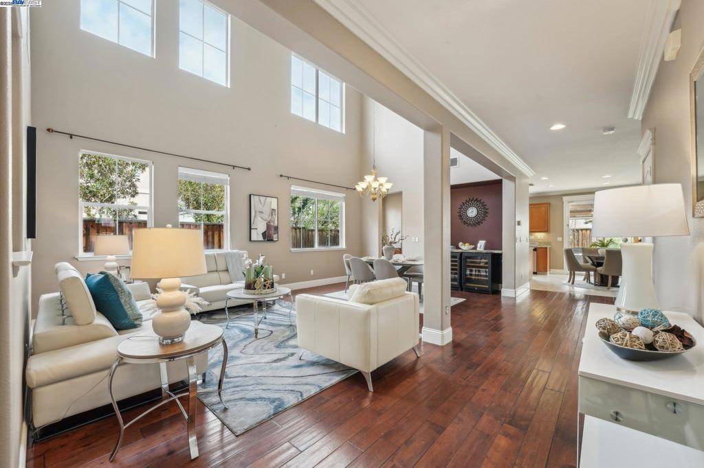 Mountain House, CA 95391,632 S Comunidad Street