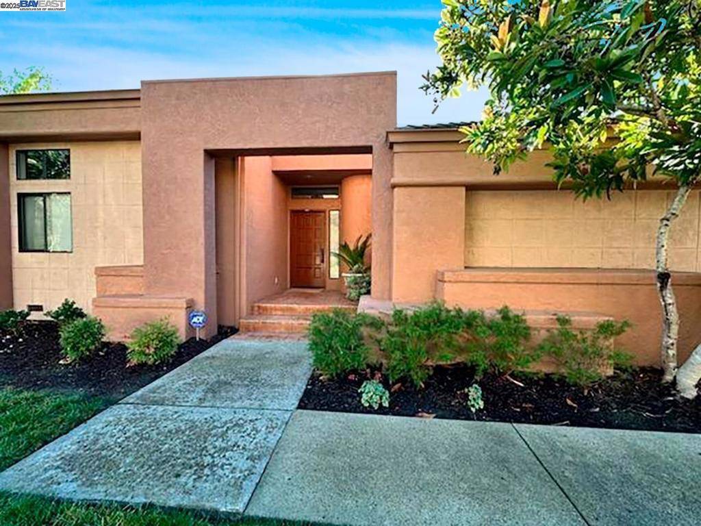 San Ramon, CA 94582,4009 W Lakeshore Drive