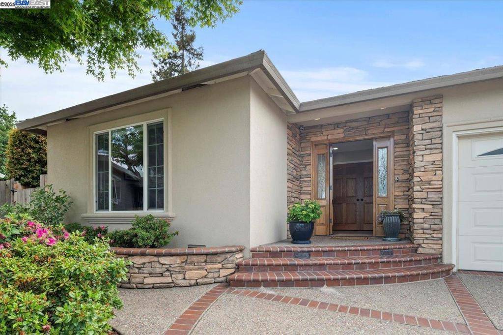 Castro Valley, CA 94546,4255 Circle Ave