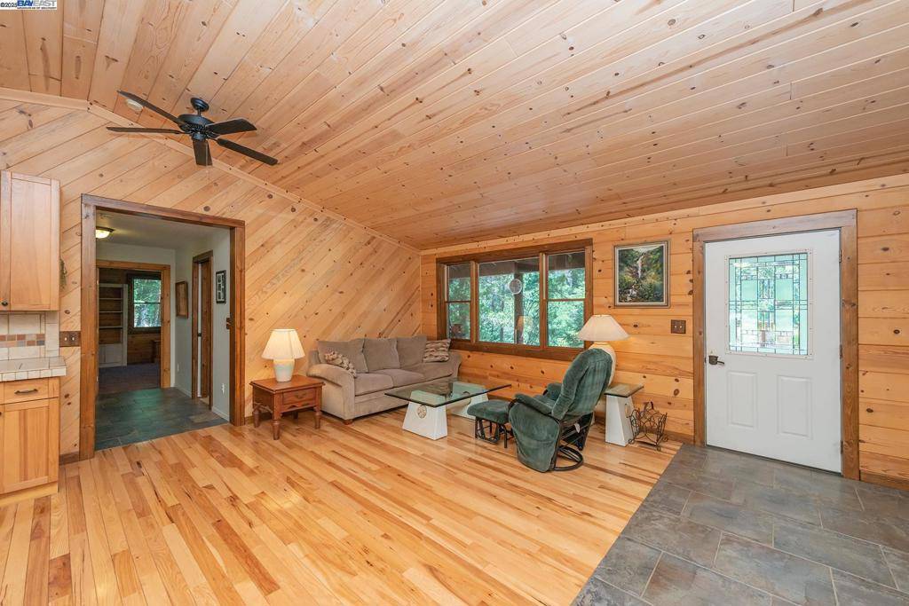 Weaverville, CA 96093,4298 Little Browns Creek Rd