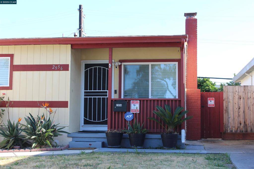 Richmond, CA 94806-2613,2956 Mckenzie Dr