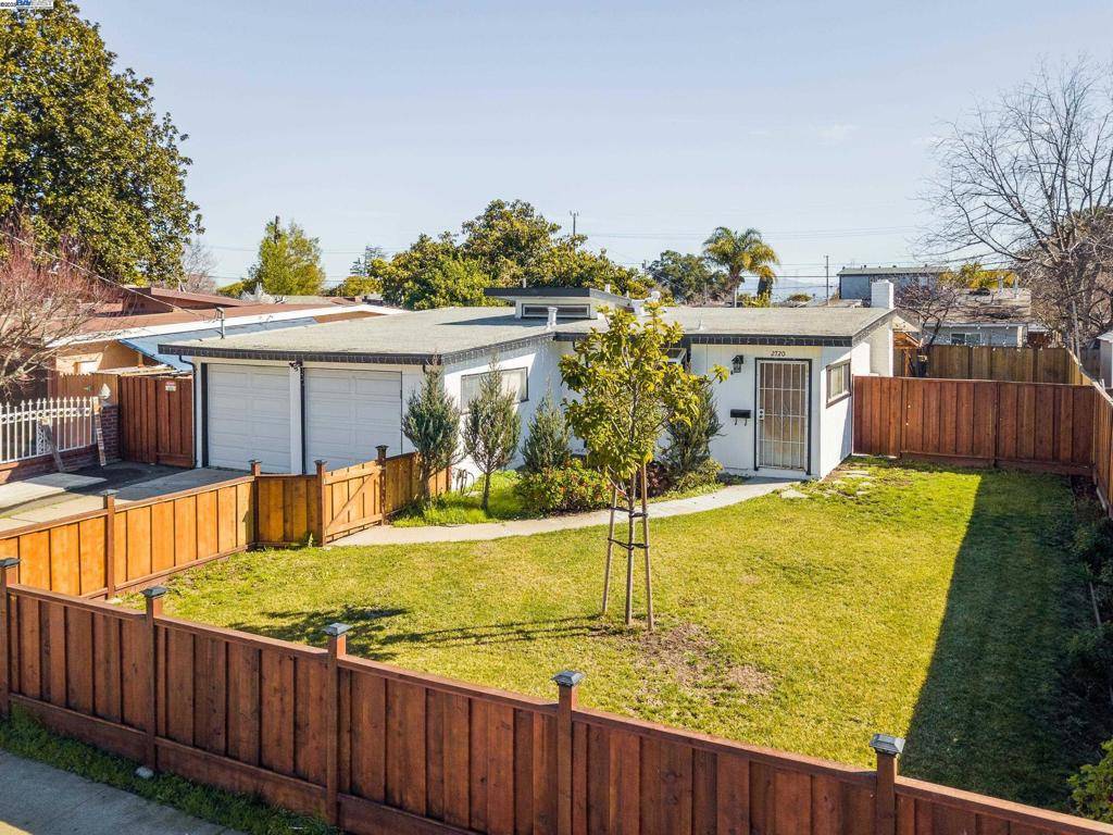 East Palo Alto, CA 94303,2720 Fordham St