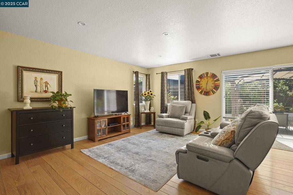 Walnut Creek, CA 94597-2512,1801 San Luis Rd