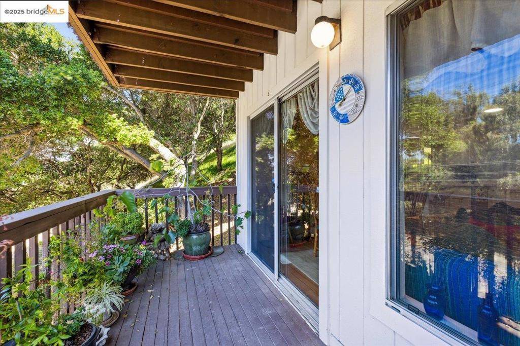 Oakland, CA 94605,7400 Mountain Blvd