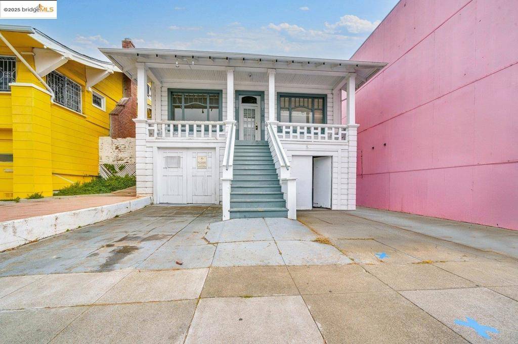 San Francisco, CA 94112,106 Broad