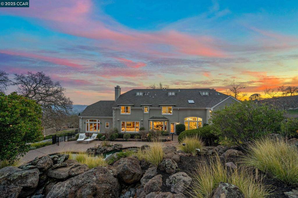 Diablo, CA 94528,2420 Diablo Lakes Ln