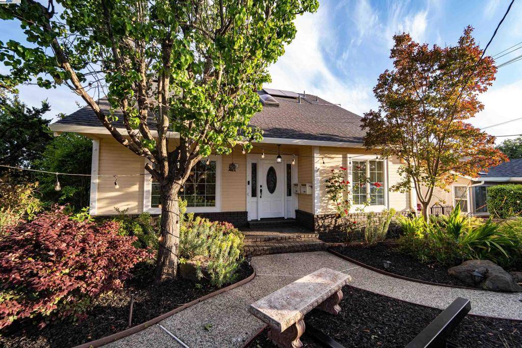 Castro Valley, CA 94546,4381 James Ave