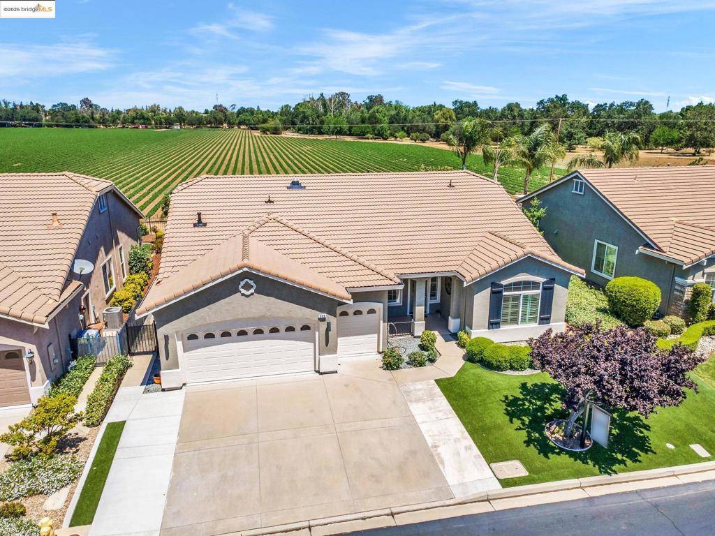 Brentwood, CA 94513-9999,909 SUNTAN LANE
