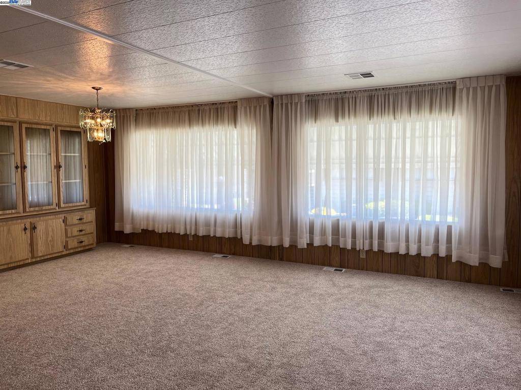 San Leandro, CA 94579,404 Santa Monica