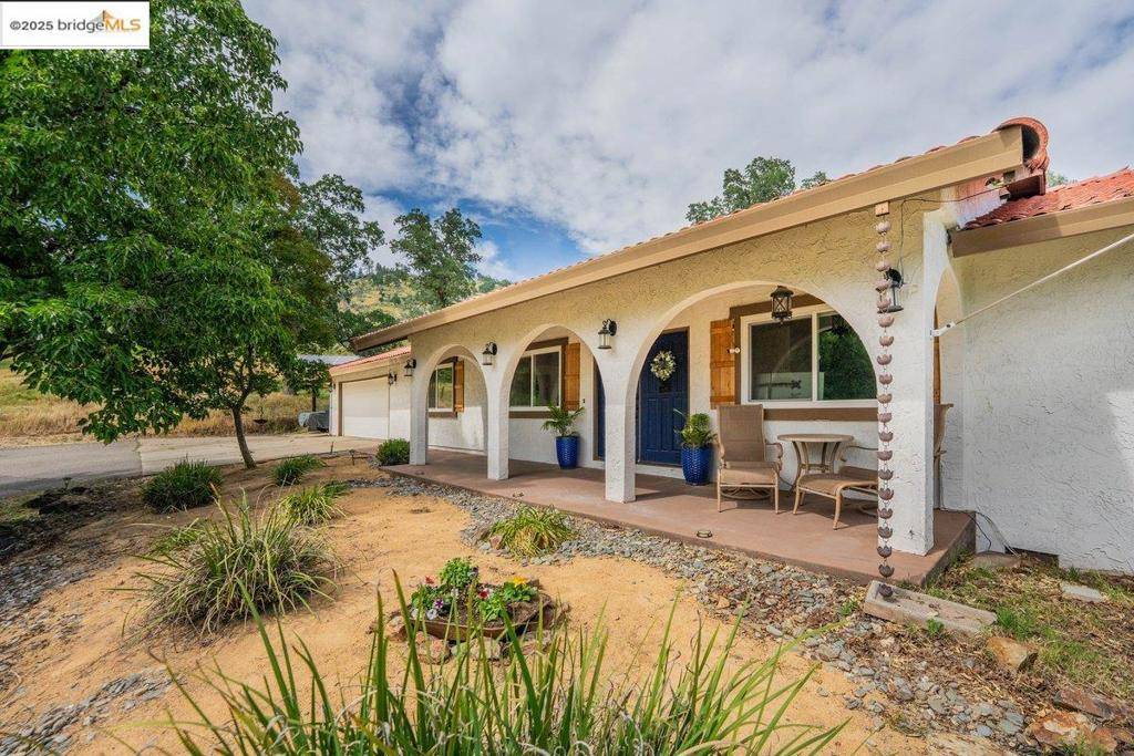 Redding, CA 96001,15086 Vista Knolls