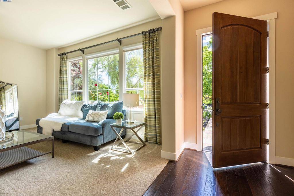 Livermore, CA 94550,2715 Cooper Cir