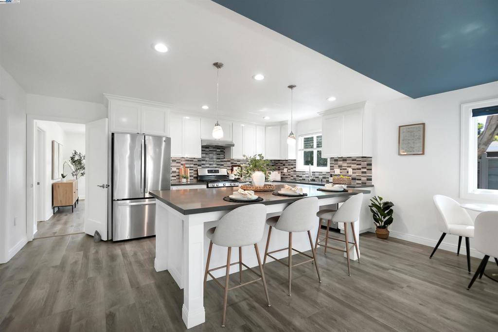 Castro Valley, CA 94546,3254 Keith Ave