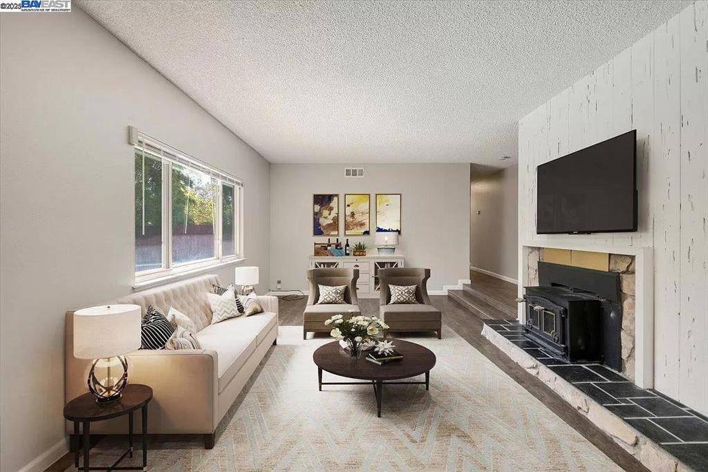 Livermore, CA 94551,1059 Lakehurst Rd