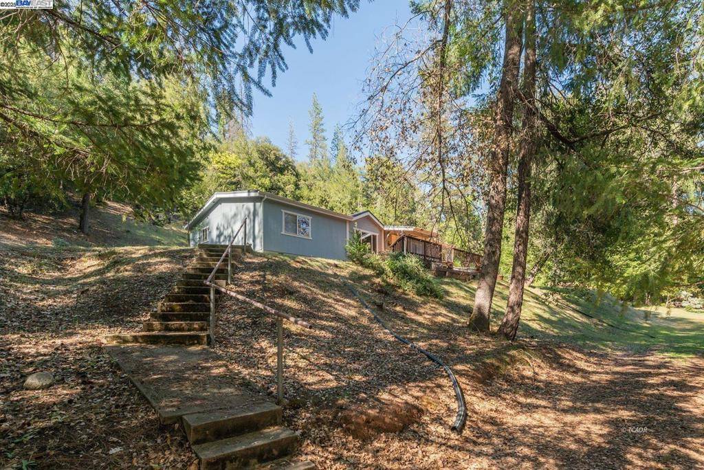 Douglas City, CA 96024,430 Bridge Rd