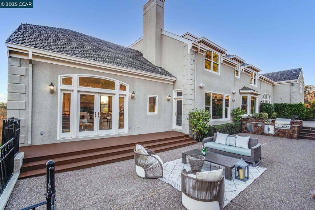 Diablo, CA 94528,2420 Diablo Lakes Ln