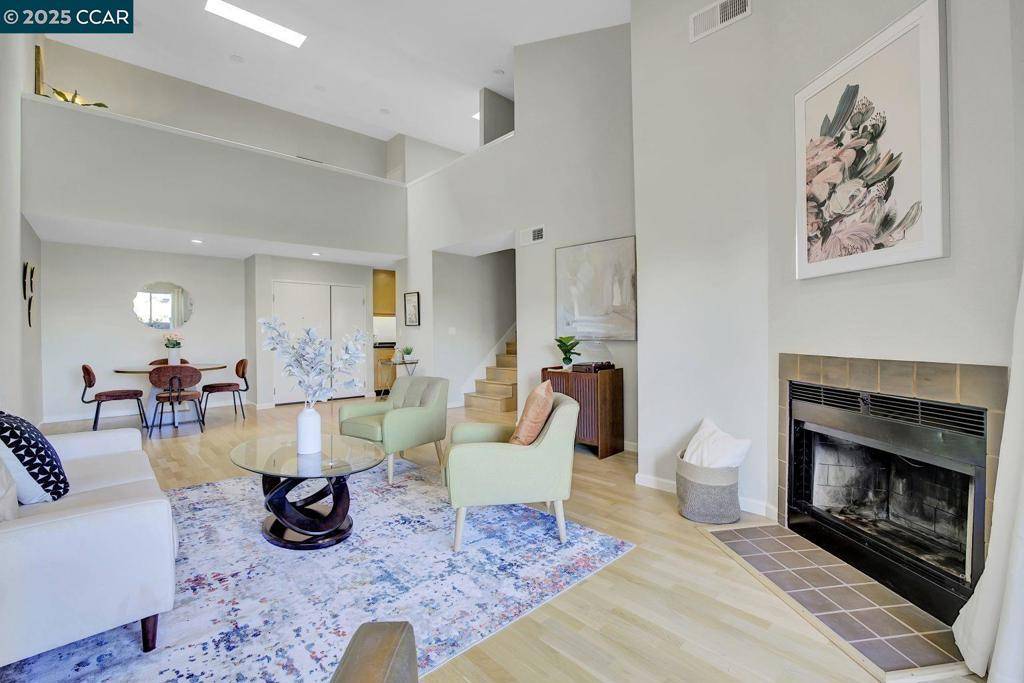 San Pablo, CA 94806,2121 Vale Rd #307