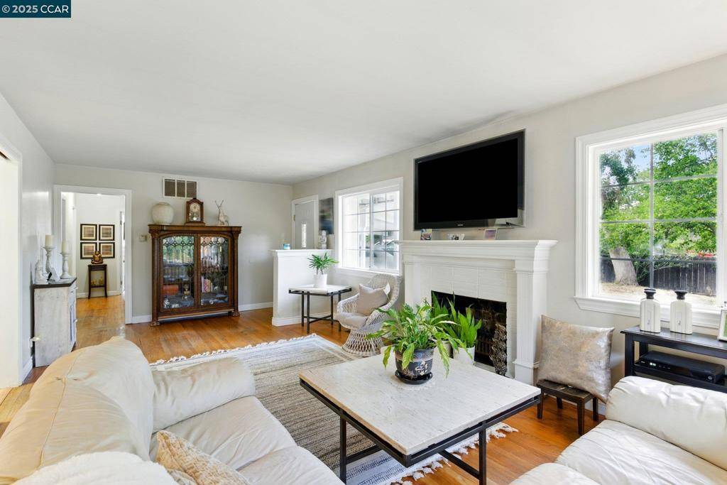 Walnut Creek, CA 94596,755 PALMER ROAD