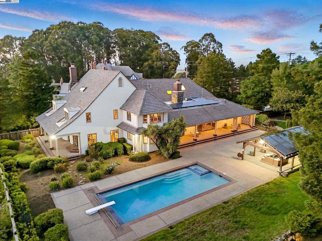 Hayward, CA 94542,4103 Greenoaks Way