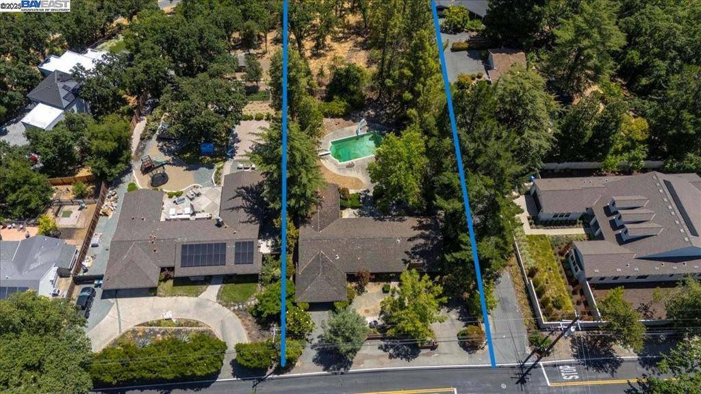 Alamo, CA 94507,196 Crest Ave